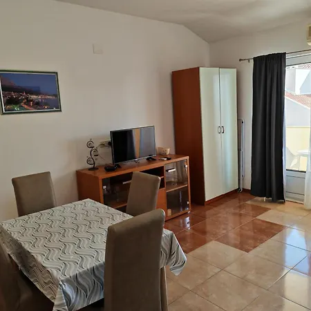 Cvjet Apartament *