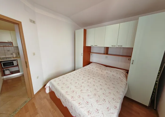 Cvjet Apartman Makarska
