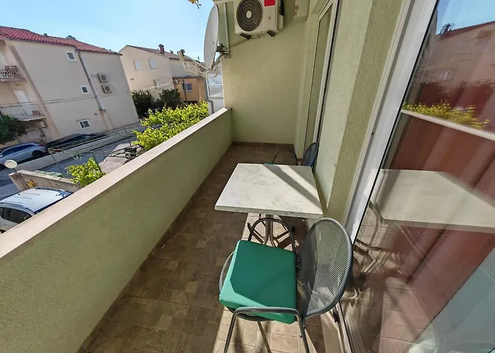 Cvjet Apartman Makarska